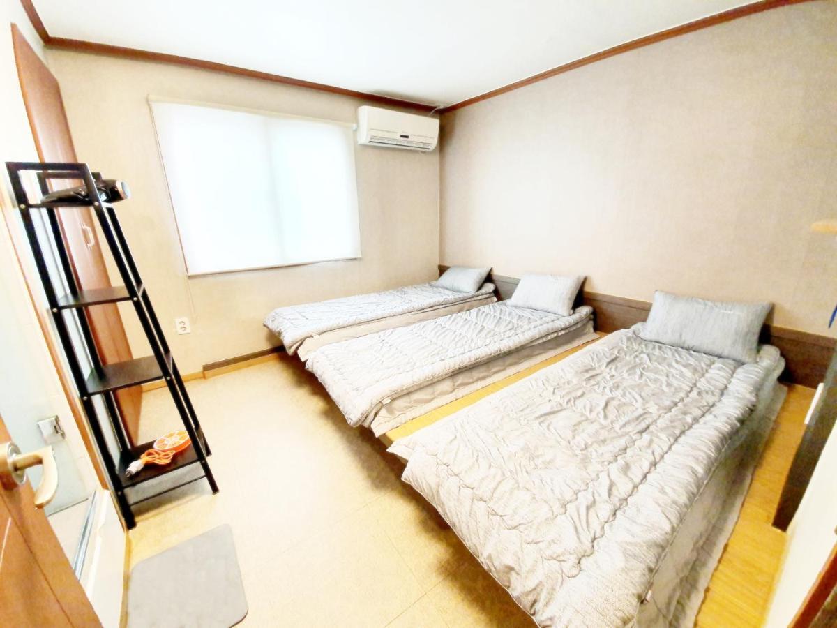 Twin Panda Guesthouse Seoul Exterior photo