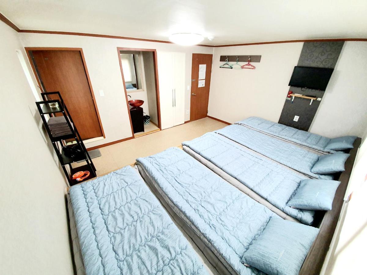 Twin Panda Guesthouse Seoul Exterior photo