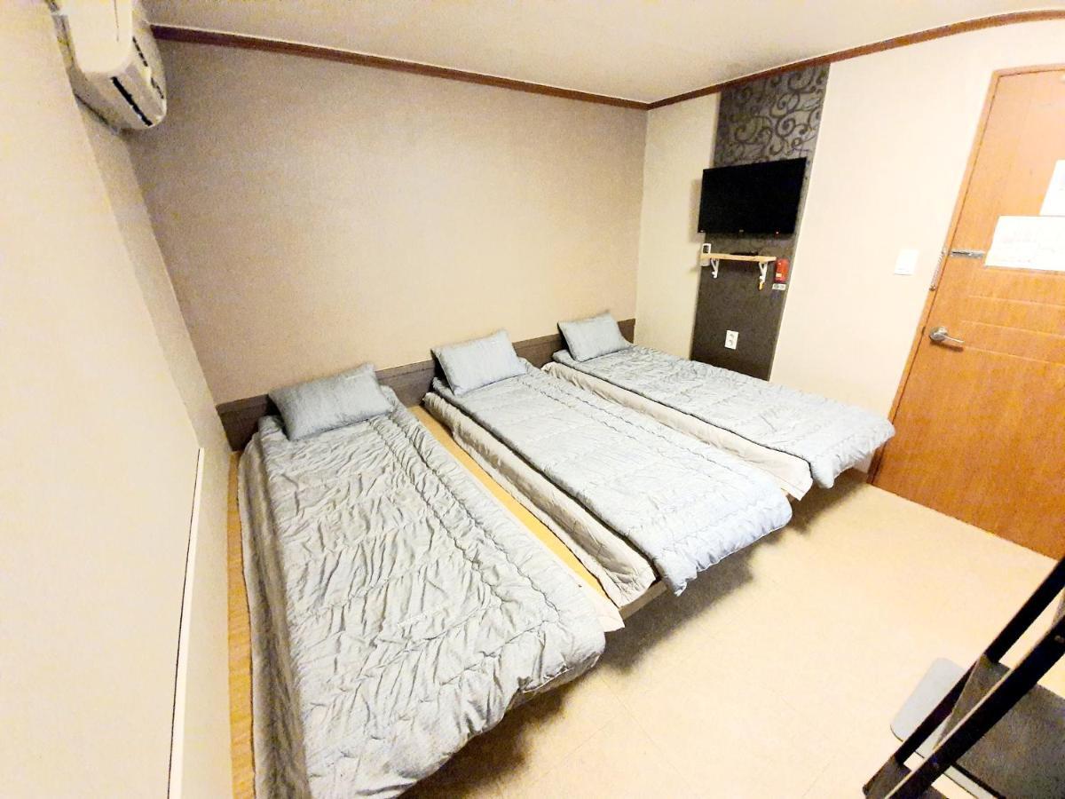 Twin Panda Guesthouse Seoul Exterior photo