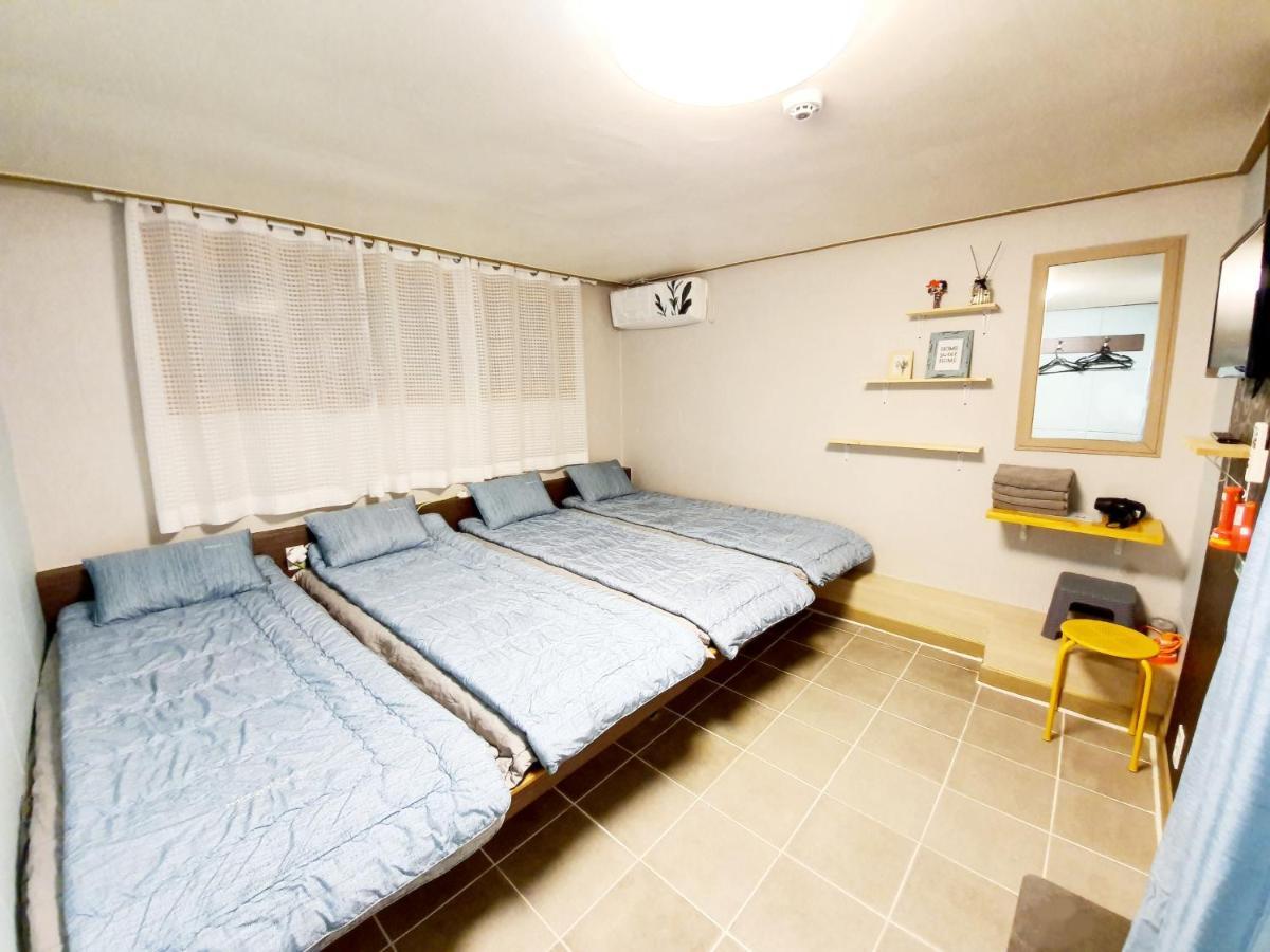 Twin Panda Guesthouse Seoul Exterior photo