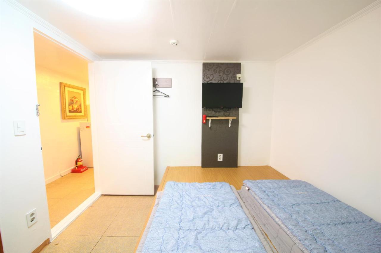 Twin Panda Guesthouse Seoul Exterior photo